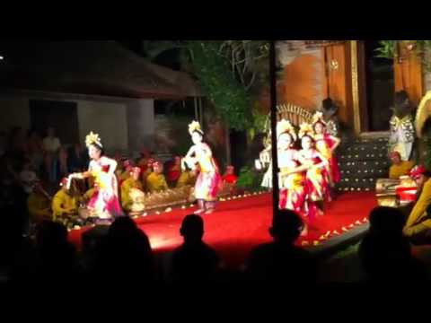 Miesiąc balijski: trochę kultury tańcem pokazanej